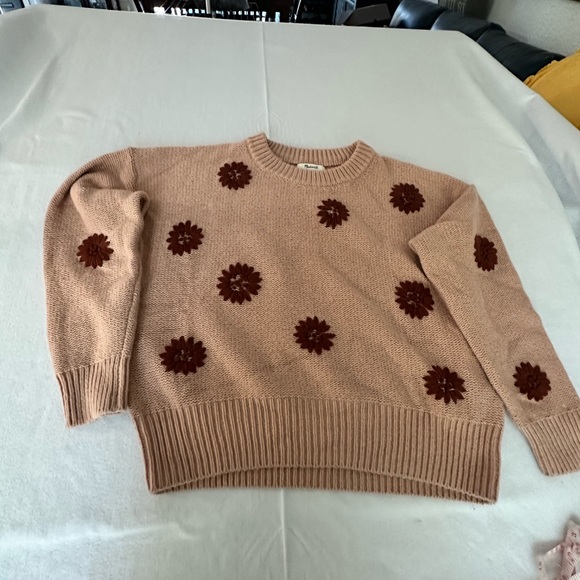 Madewell- EUC Fabulous sweater in dusty rose pink with embroidered flowers. - Picture 3 of 6